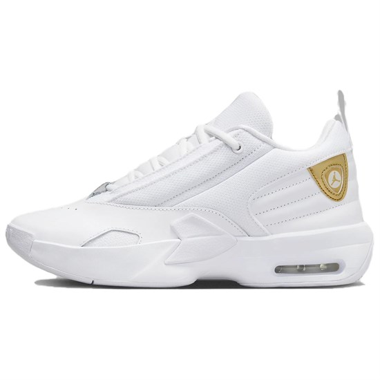 Jordan Max Aura 6 White Metallic Gold Women's FQ7943-117 - фото 499731