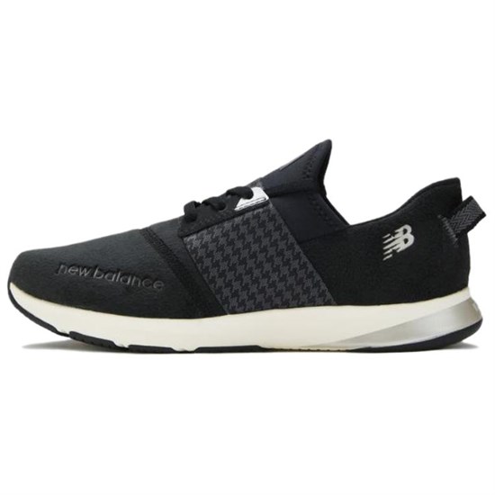 New Balance Abrasion Resistant Cushioning Low Top Training Shoes Women's Black WXNRGAA3 - фото 599848