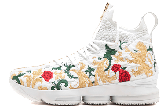 Nike LeBron 15 Performance Kith King's Cloak AJ3936-100 - фото 609763