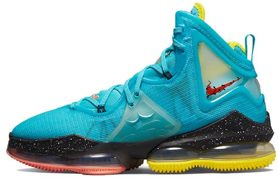 Nike LeBron 19 Christmas DC9338-400 - фото 609887