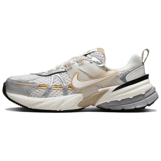 Nike V2K Run 'Khaki Metallic Silver' Women's HJ7245-100 - фото 618647