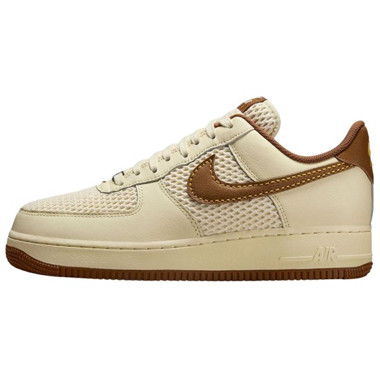 Nike Air Force 1 Low '07 LV8 Coconut Milk Canyon Gold Light British Tan IB7719-113 - фото 622530