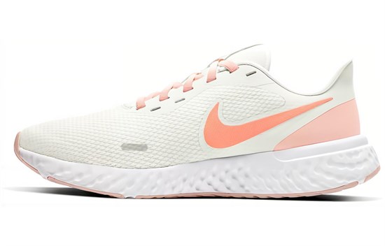 Nike Revolution 5 'White Orange Pearl' Women's BQ3207-109 - фото 632585