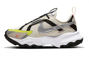 Nike Tc 7900 Lx 3M Light Orewood Brown Women's CU7763-100